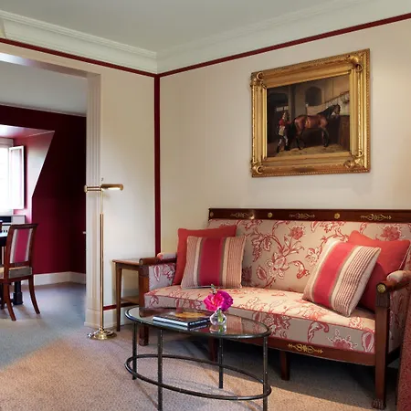 - Frankfurt Hotel
