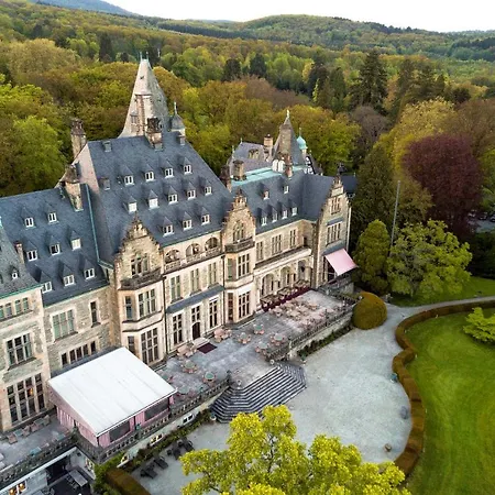 - Frankfurt 5* Kronberg im Taunus