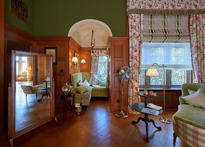 - Frankfurt Hotel Kronberg im Taunus