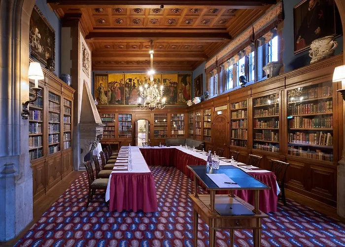 酒店 克伦贝格城堡酒店 - 法兰克福酒店 5*